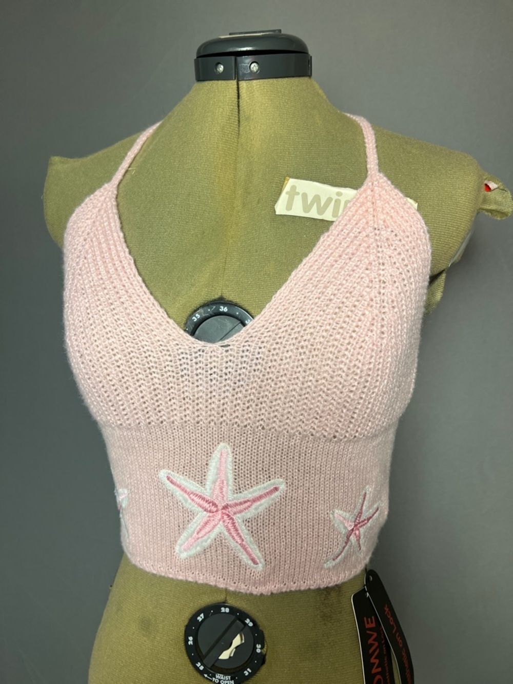 ROMWE Pink Knit Halter Crop Top with Star Appliqué